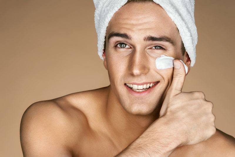 những cách chăm sóc da mặt cho nam